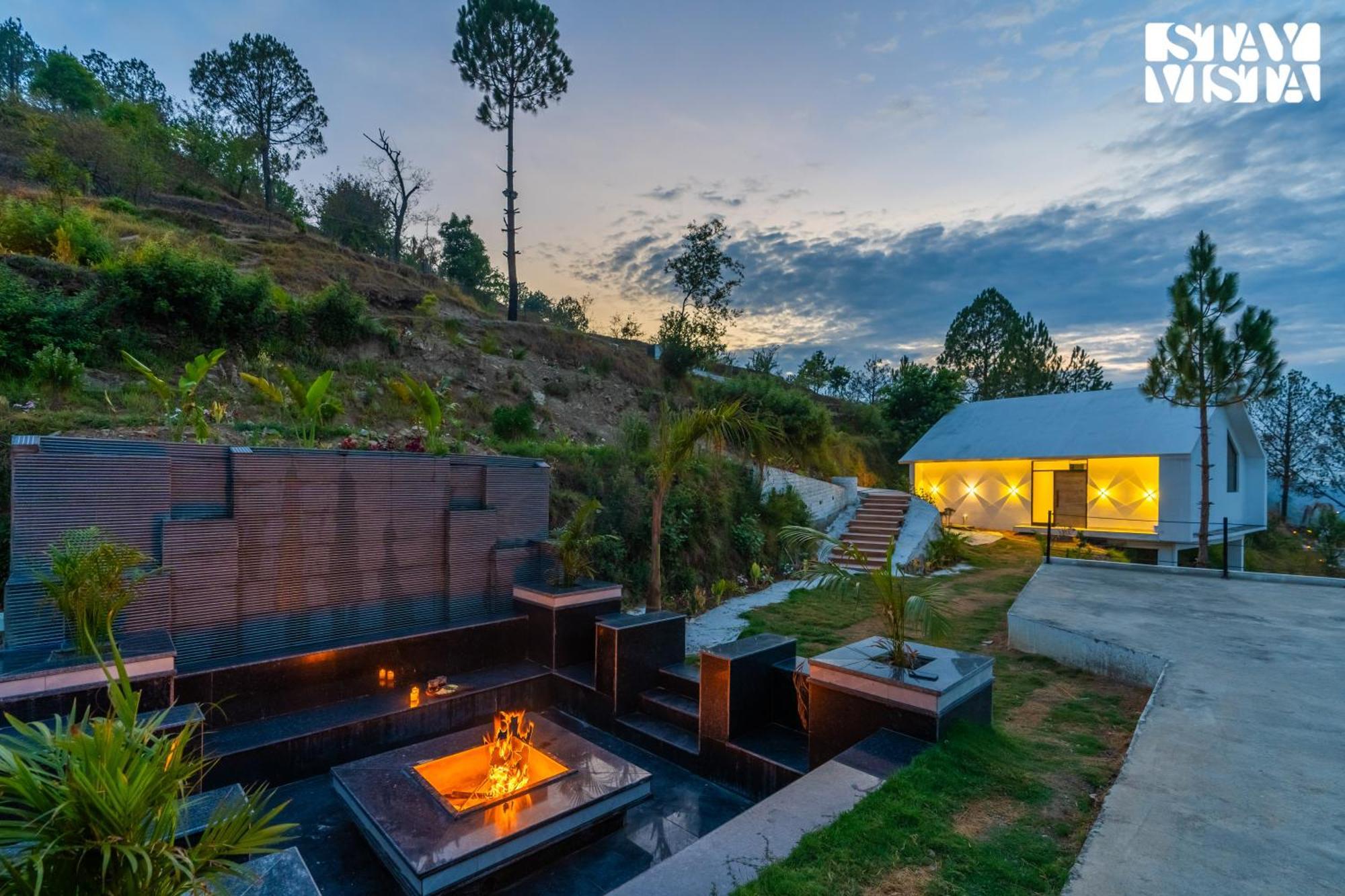 Stayvista At Luna Nova With Outdoor Pool - Ranikhet Extérieur photo